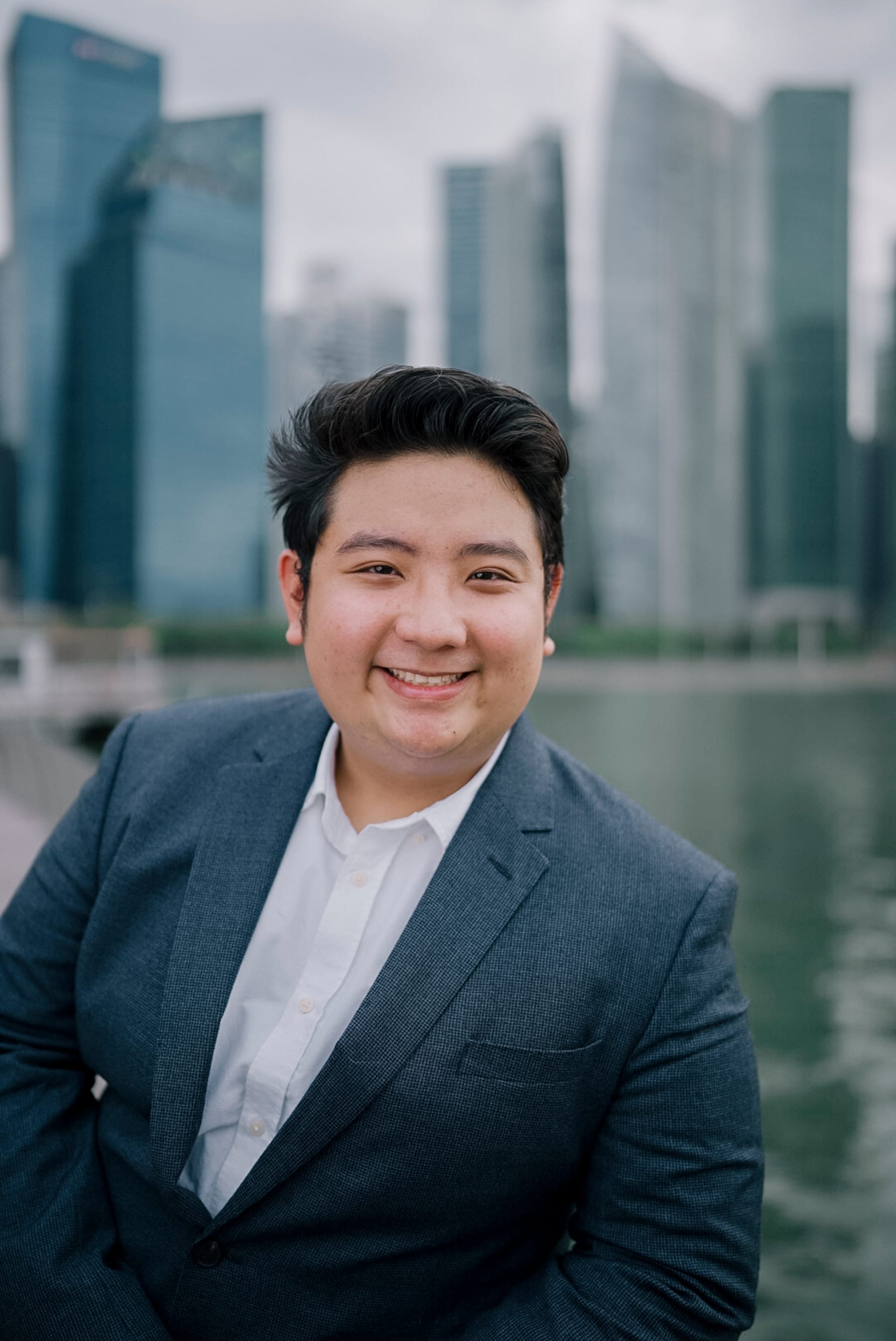 Ammon Lim, Singapore HDB property agent